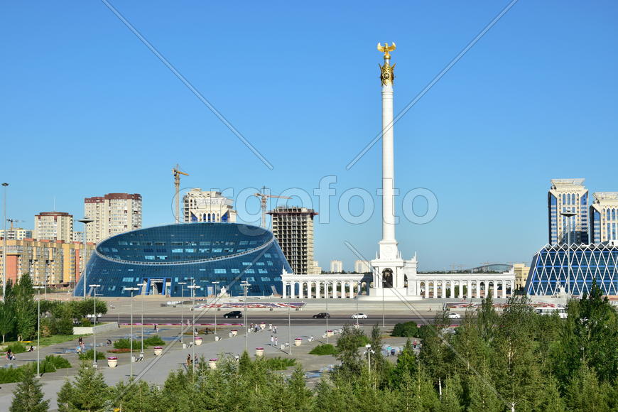 Астана - Площадь независимости. Казахстан 