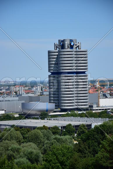 Германия, Мюнхен. Главный офис компании BMW