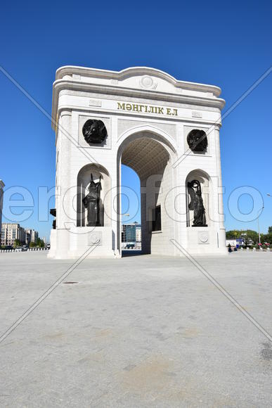 Астана - триумфальная арка. Казахстан