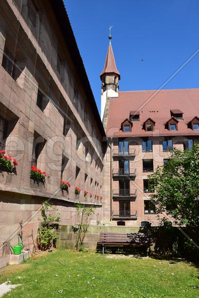 Германия - город Нюрнберг. Фасад старинного здания 