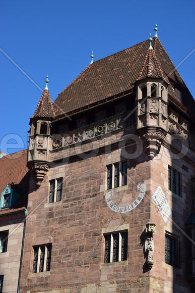 Германия - город Нюрнберг. Башня старинного здания 