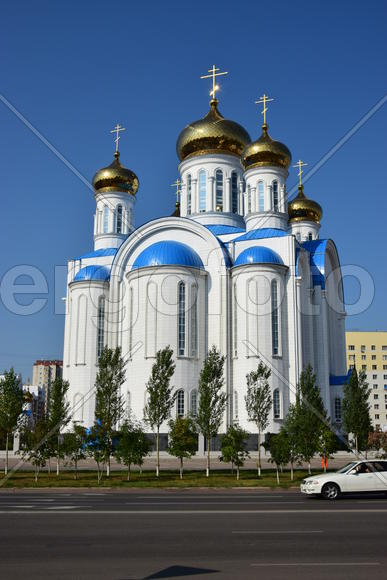 Успенский кафедральный собор в Астане