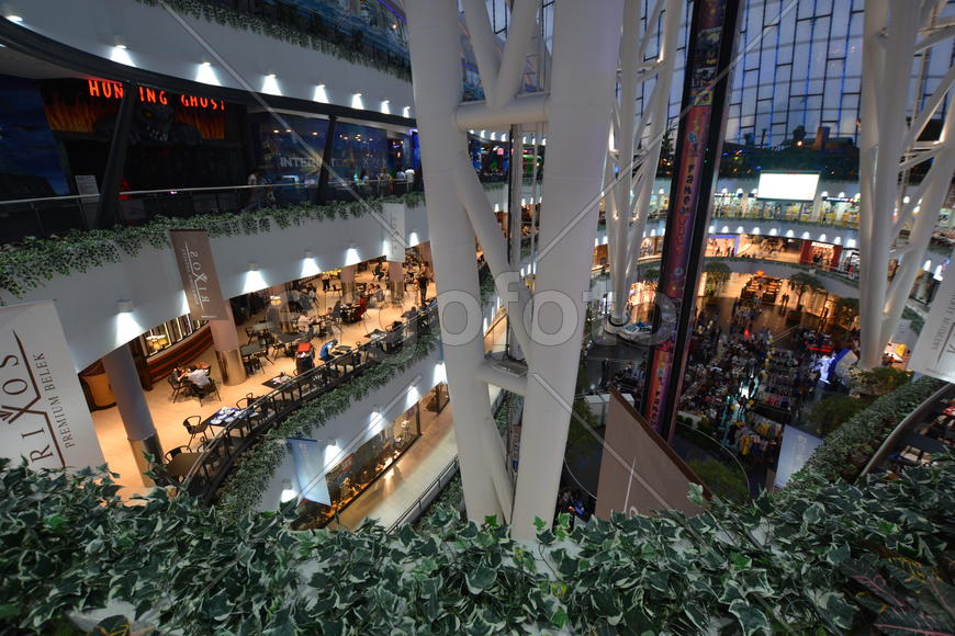 Астана - Торговый Центр "Хан Шатыр"