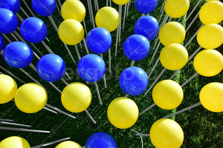 Разноцветные шары 