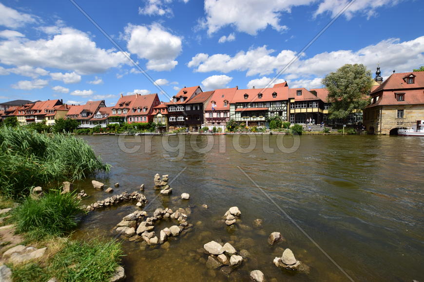 Германия - город Бамберг. Панорамный вид на город 