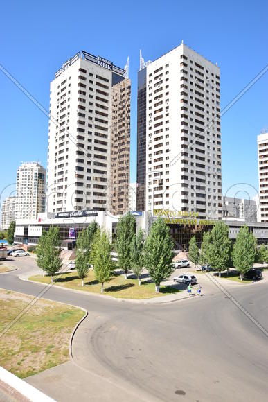 Астана - многоэтажные современные здания. Казахстан 