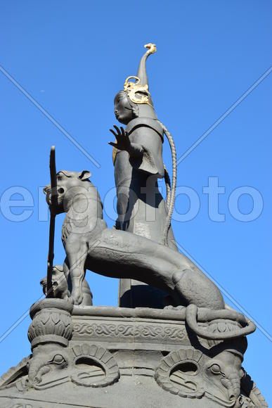 Астана - уличная скульптура. Достопримечательности Казахстана. 