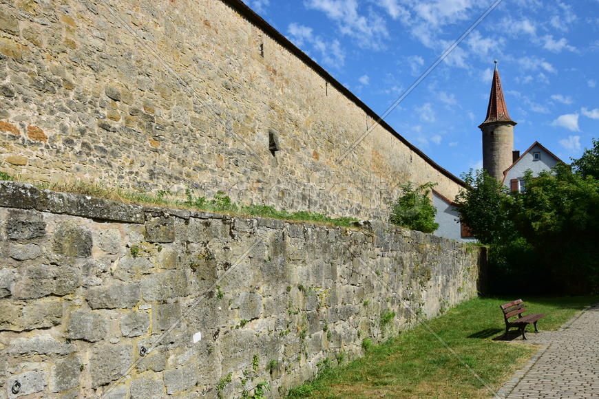 Исторический город Ротенбург в Баварии. Древнейшие здания 