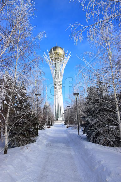 Башня "БАЙТЕРЕК" в Астане