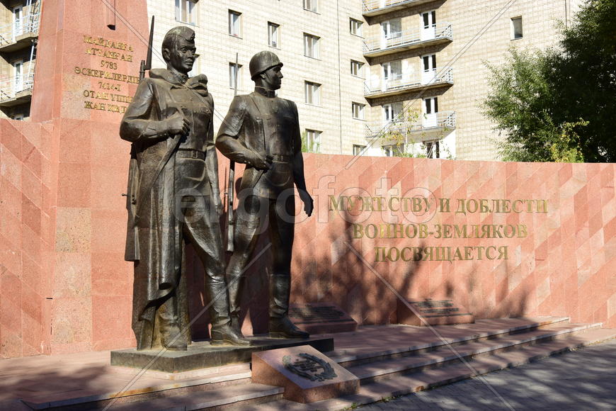 Астана - уличная скульптура. Достопримечательности Казахстана. 