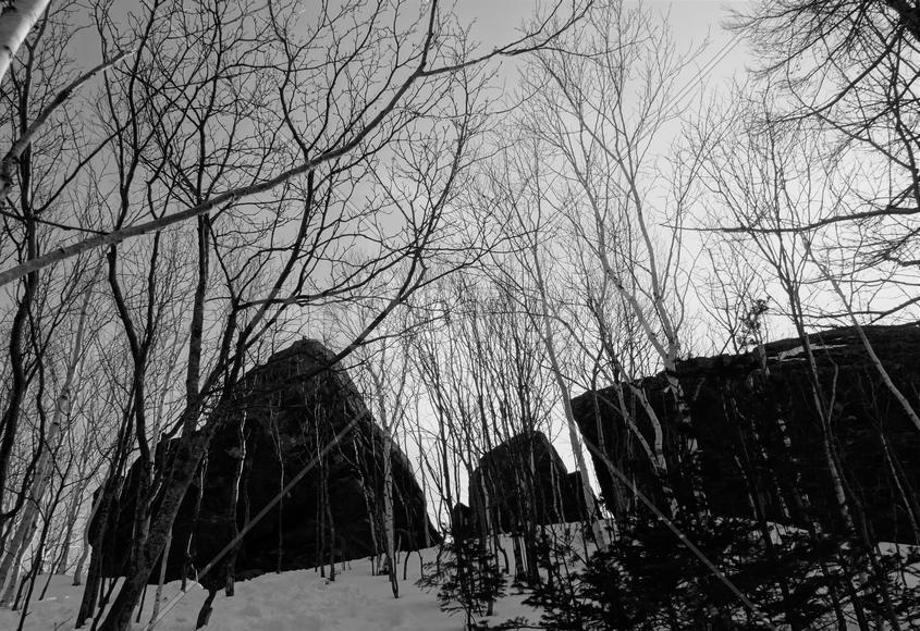 Сахалин. Останец Лягушка