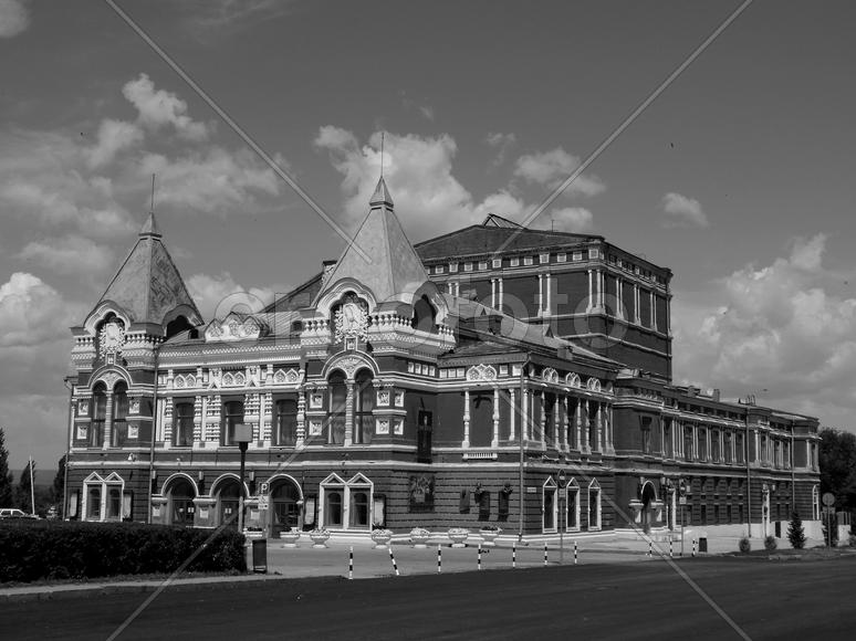 Россия. Самара. Драмматический театр в стиле модерн