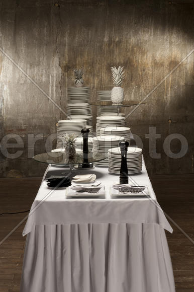 A stack of plates on the table