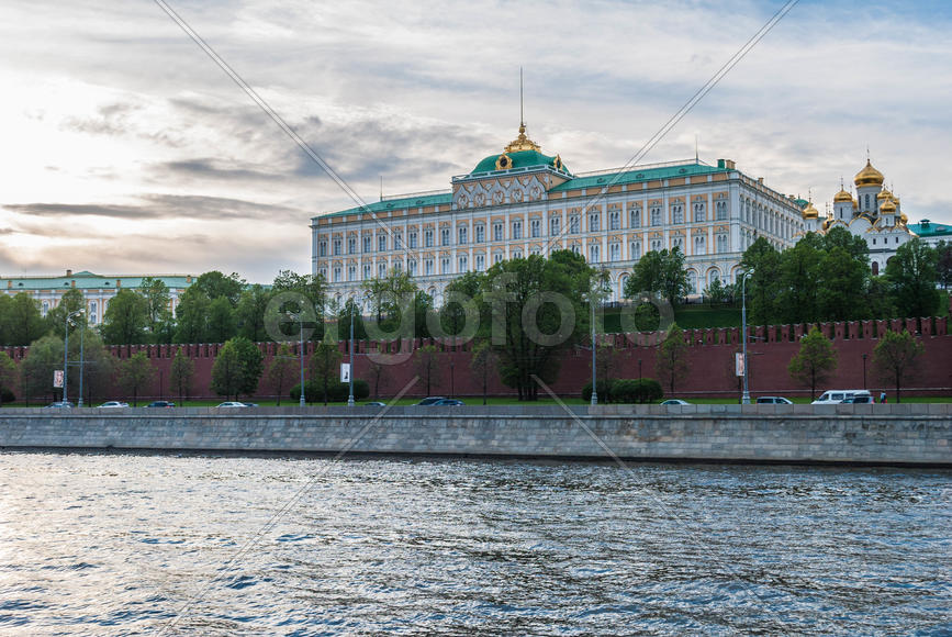 Кремлевская набережная