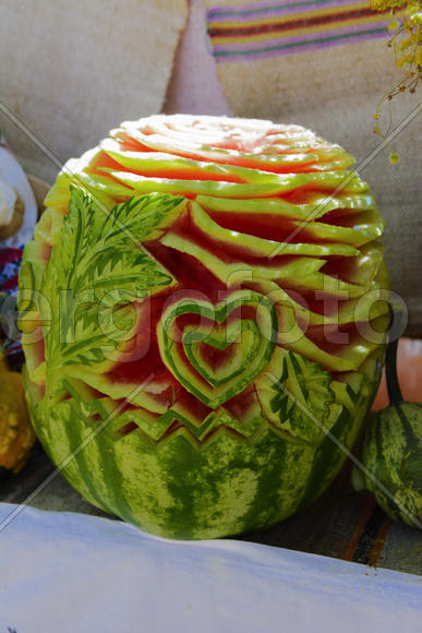 Skilled handicrafts. Fruits and vegetables at the fair