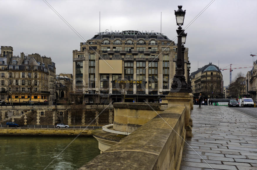 Urban landscape, the diversity of the city's architecture, urban nature or location.