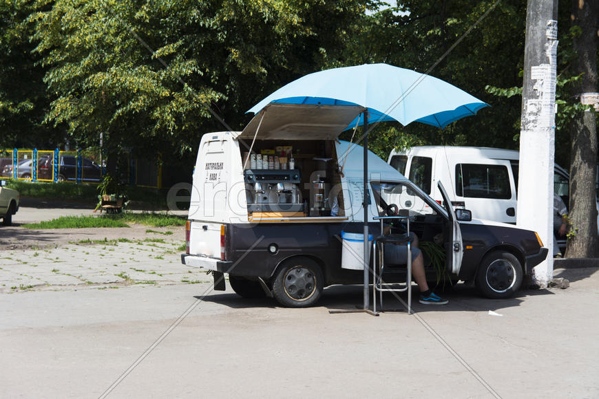 Mobile point of sale. New Mobile Business: itinerant trade