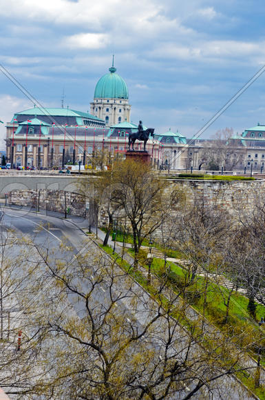 Urban landscape, the diversity of the city's architecture, urban nature or location
