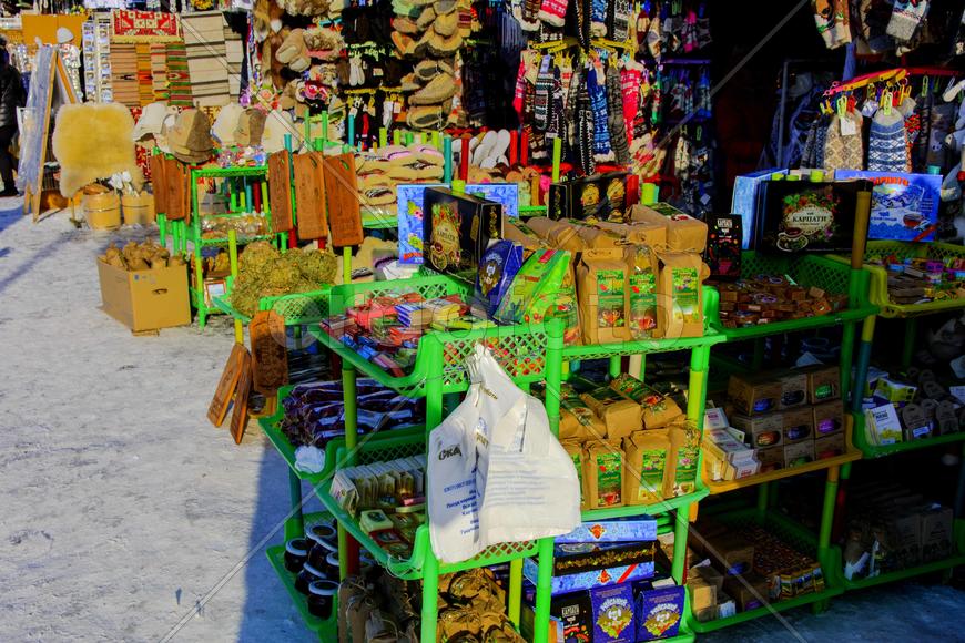 Традиционные народные промыслы на ярмарке в зимний период