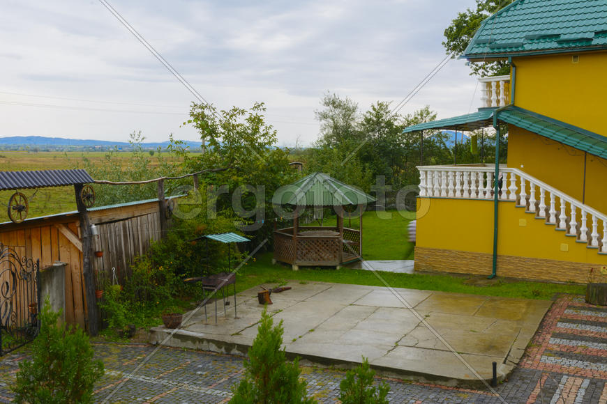 Дизайн ланшафта и интерьерные решения на терретории частного сектора 