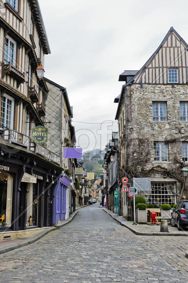 Urban landscape, the diversity of the city's architecture, urban nature or location.