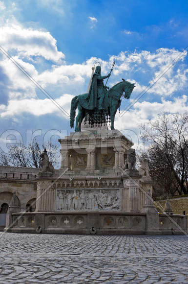 Historical monuments. Attributable to the State objects of great architectural and historical value