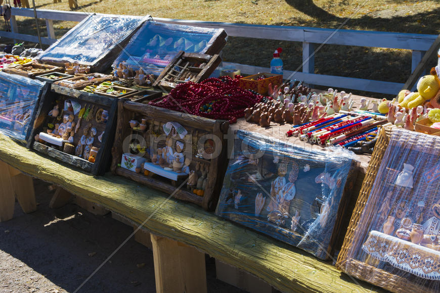 Выставка и продажа рукодельных предметов 