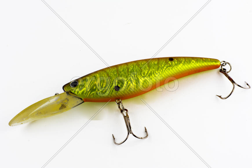 Приманки для рыбалки с крючком на белом фоне