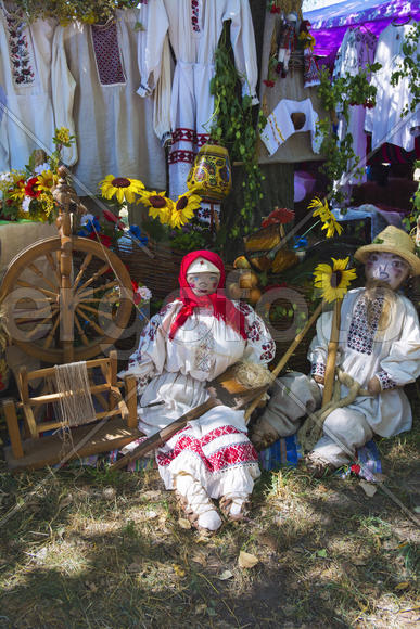 Skilled handicrafts. Fruits and vegetables at the fair