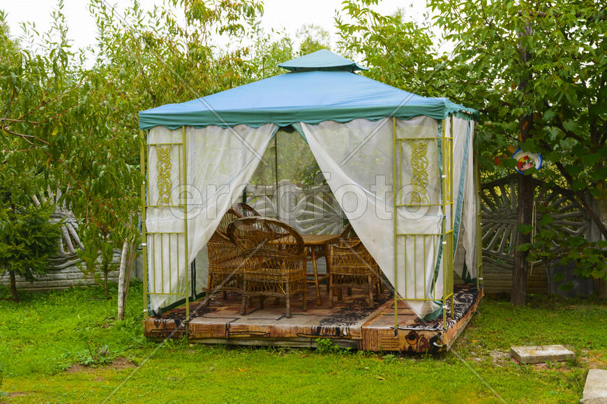 Дизайн ланшафта и интерьерные решения на терретории частного сектора 