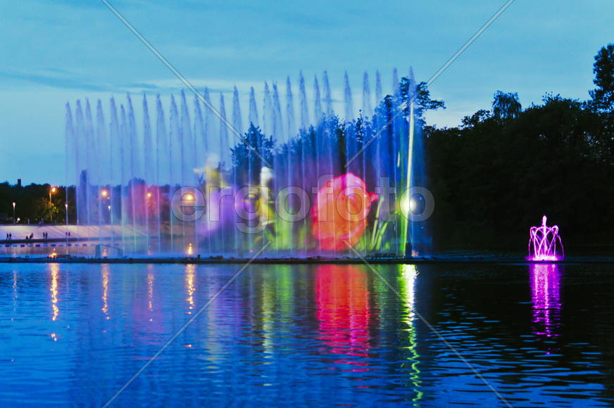 The biggest in Europe a svetomuzykalny fountain. Fountain height — more than 60 meters, face-to-face