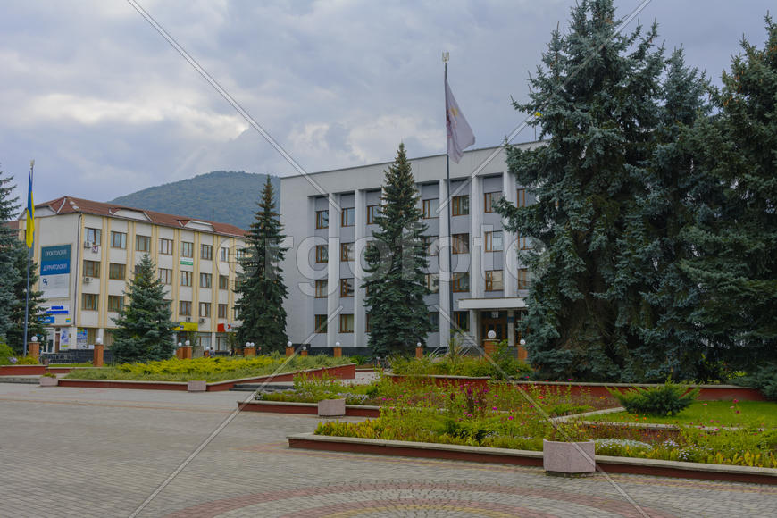 Городская архитектура и обустройство Западной Украины 