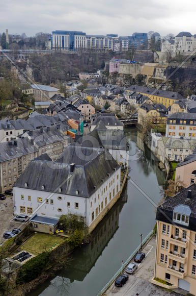 Urban landscape, the diversity of the city's architecture, urban nature or location