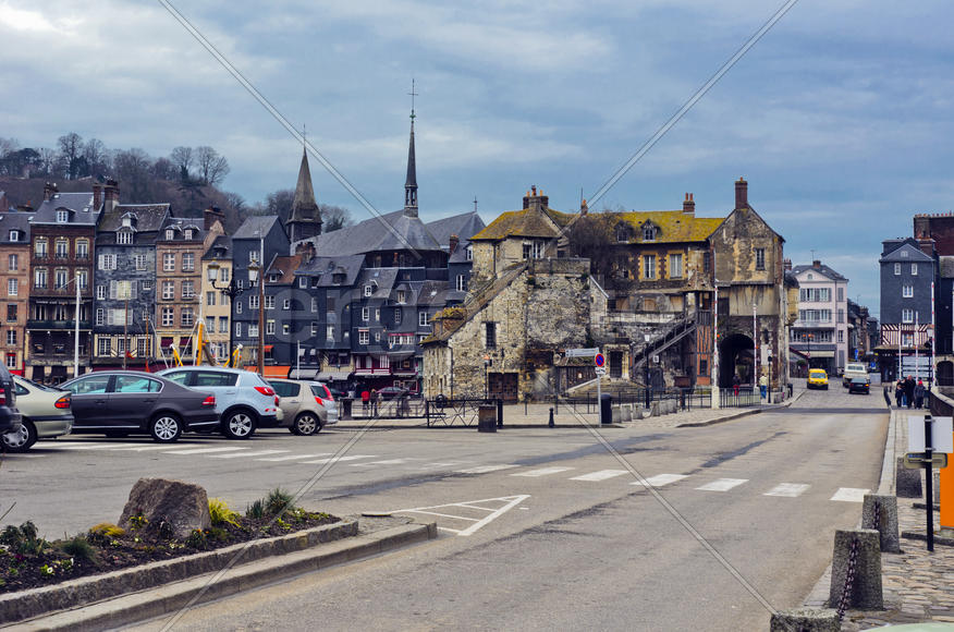 Urban landscape, the diversity of the city's architecture, urban nature or location.