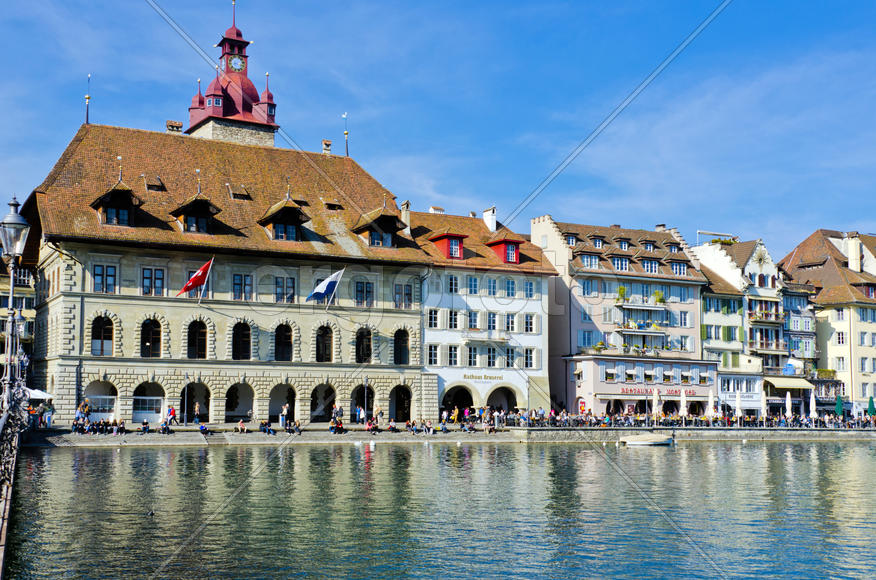 Urban landscape, the diversity of the city's architecture, urban nature or location