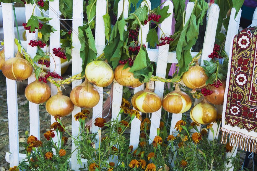 Skilled handicrafts. Fruits and vegetables at the fair