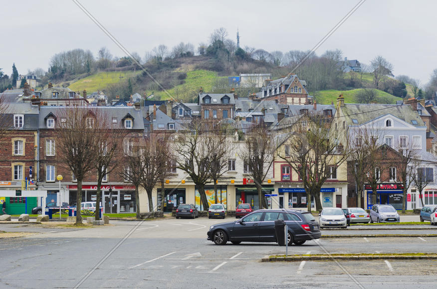 Urban landscape, the diversity of the city's architecture, urban nature or location.