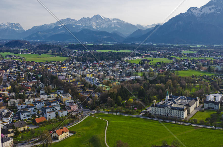 Urban landscape, the diversity of the city's architecture, urban nature or location