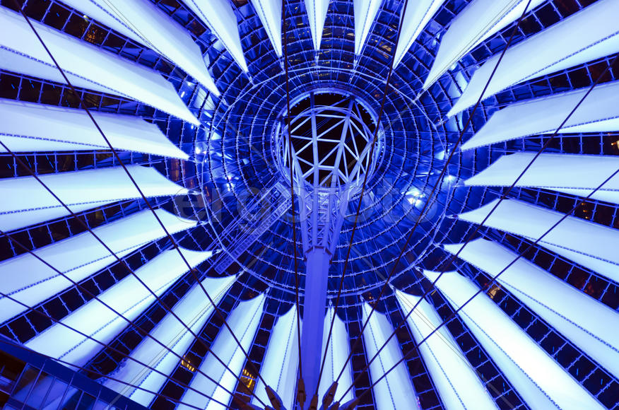 Night city. almost no one in the streets, quiet, calm. Night city attracts the bright lights