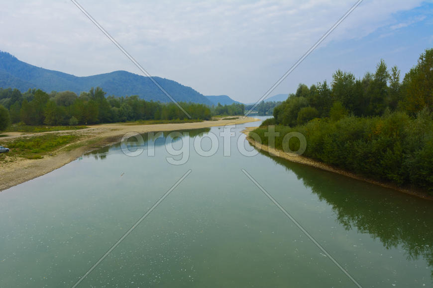 Горная река  в Западной Украине