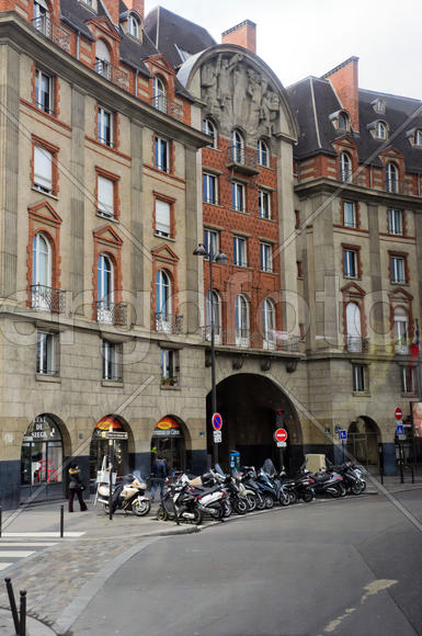 Urban landscape, the diversity of the city's architecture, urban nature or location