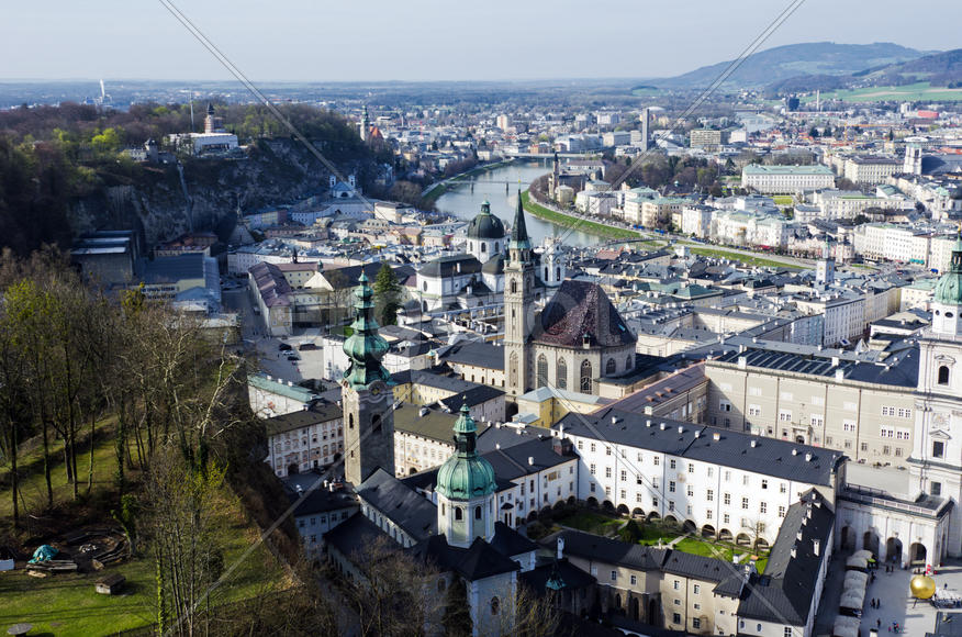 Urban landscape, the diversity of the city's architecture, urban nature or location
