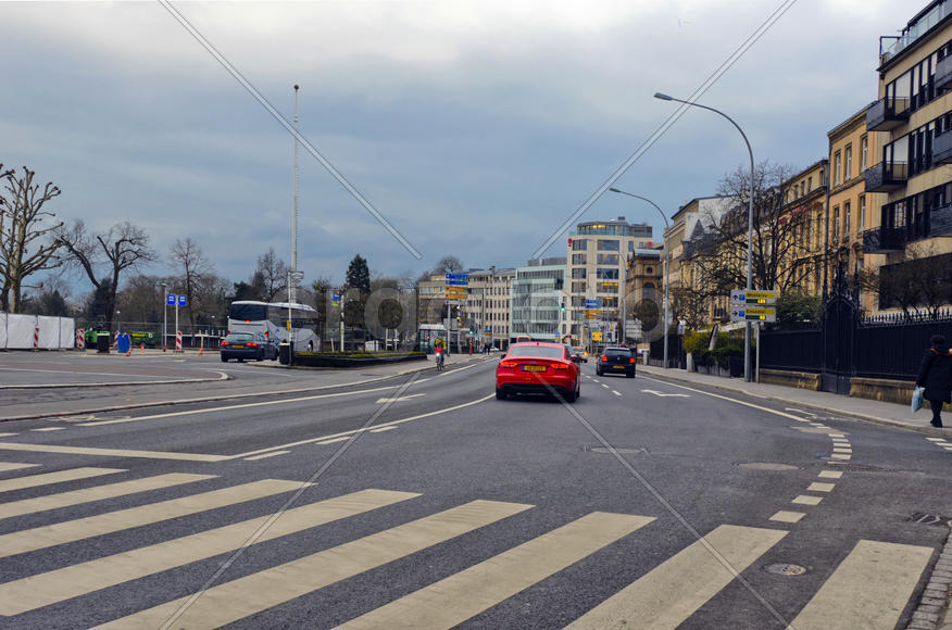 Urban landscape, the diversity of the city's architecture, urban nature or location.