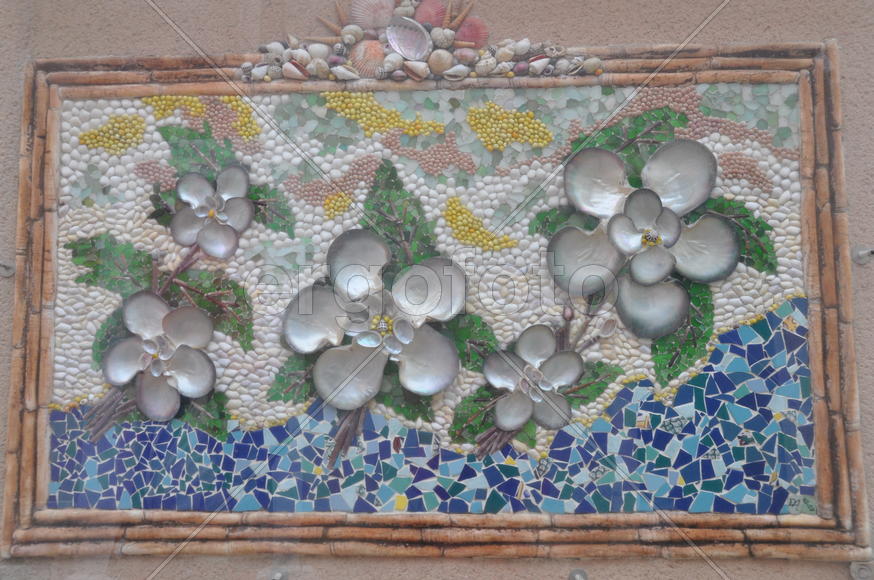 Цветок из мозаики