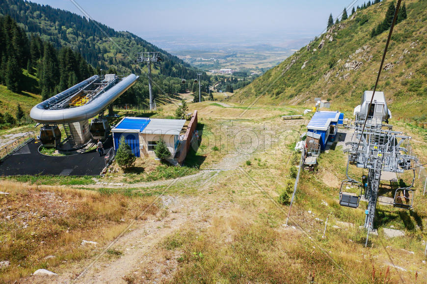 Канатные станции в горах