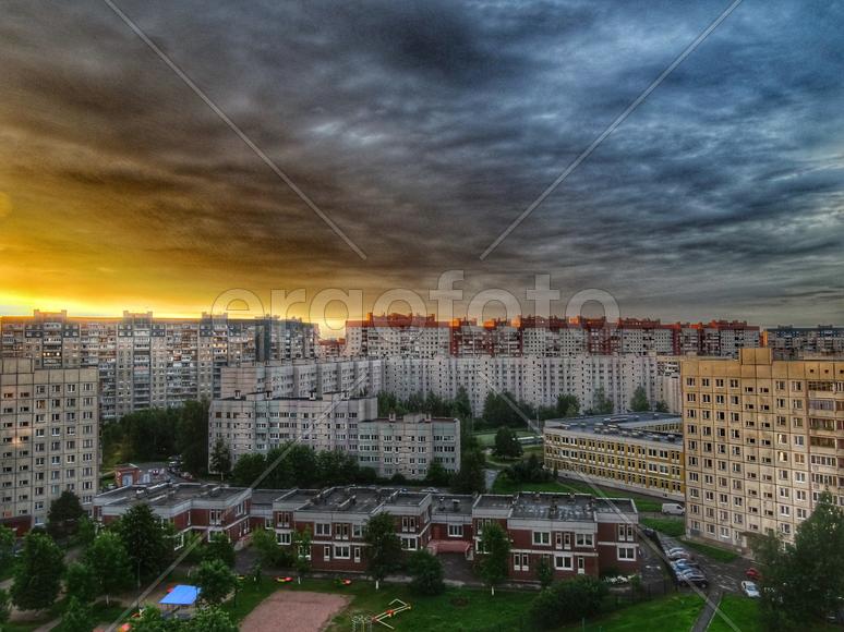 Многоэтажные жилые дома 