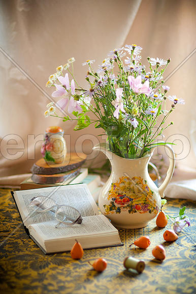 Кувшин для полевых цветов