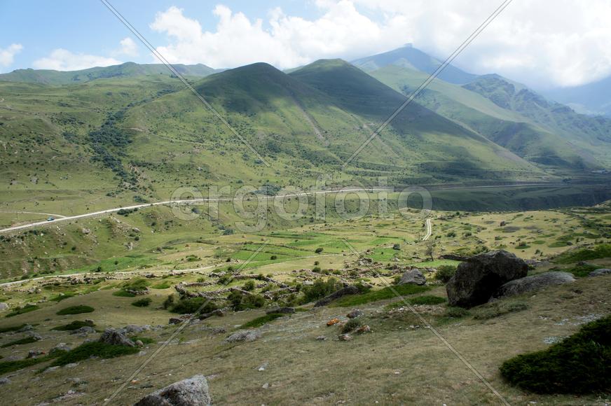 Старое поселение в селе Эль-Тюбю в КБР