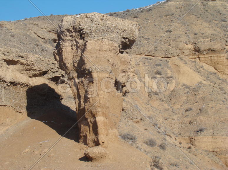 Застывший старик