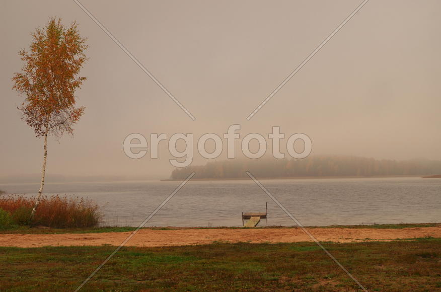 Осеннее озеро